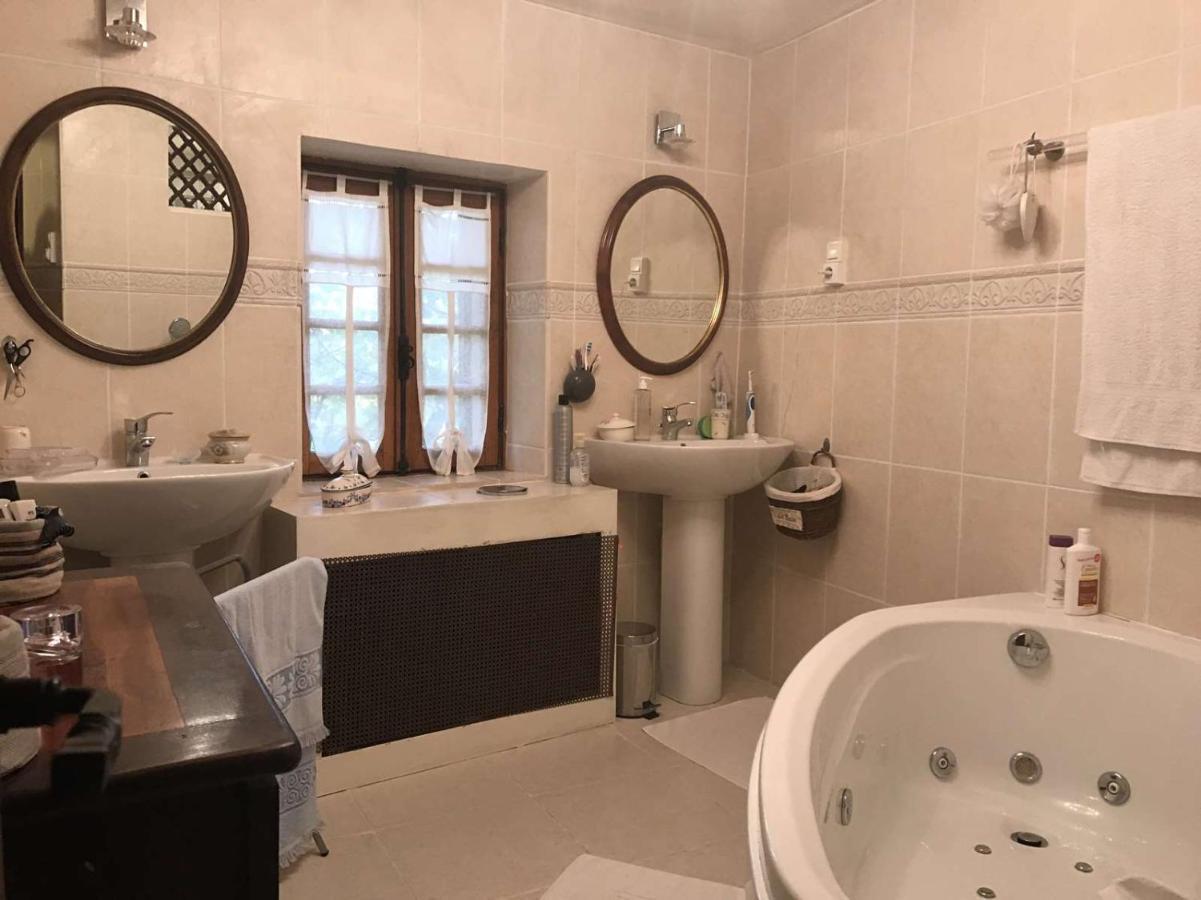 Gite Belle Vue Bed & Breakfast Visan Exterior photo