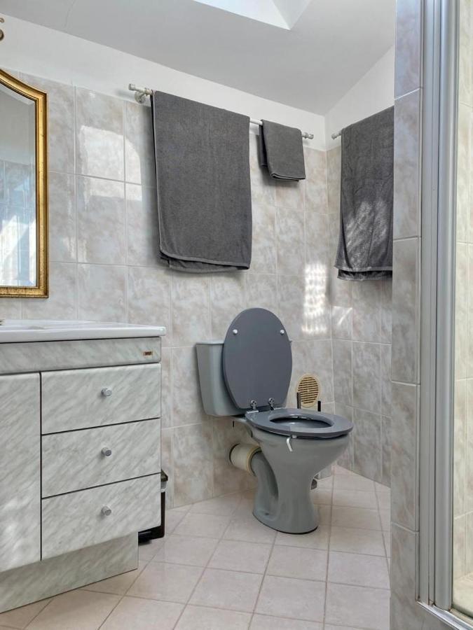 Gite Belle Vue Bed & Breakfast Visan Exterior photo